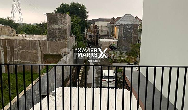 Modern House Near City Center in Tunggulwulung Lowokwaru Malang 2