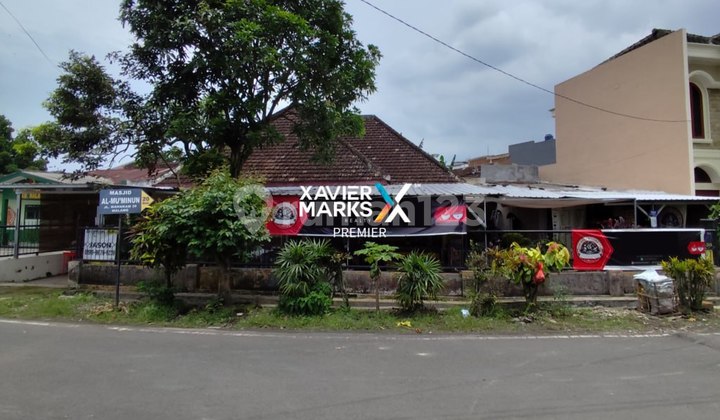 For Sale Vintage Well-Maintained House with Old Money Vibe in Mahakam, Klojen, Malang