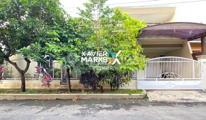 Classic Well-Maintained Spacious House in Candi Candi, Lowokwaru, Malang Classic Well-Maintained Spacious House in Candi Candi, Lowokwaru, Malang