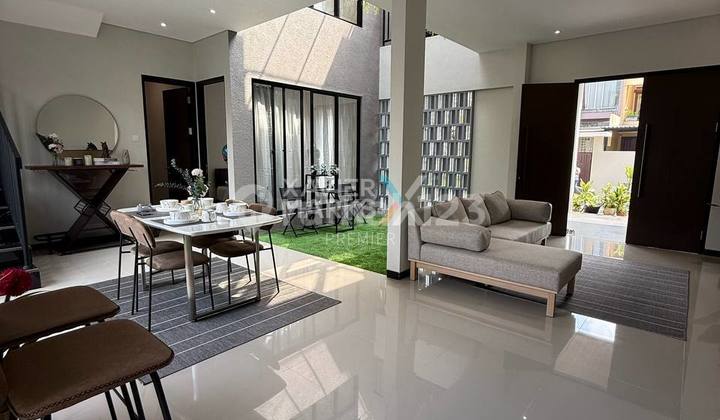 New Modern Tropical Fresh House in The Araya Malang Cluster 2