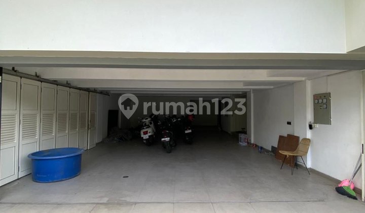 For Sale Luxury House in the Elite Permata Jingga Malang Housing Complex 2