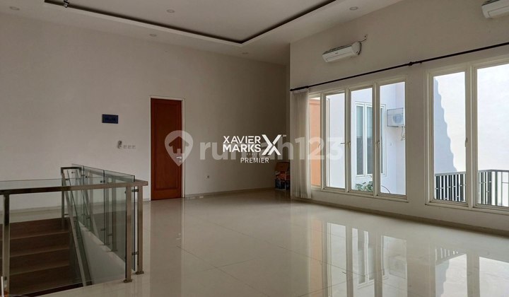 Dijual Rumah Elegan Area Pestisius di Greenwood Araya Malang 2