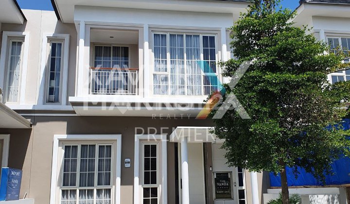  Rumah Mewah di Green Orchid Suhat Malang Furnished Nego