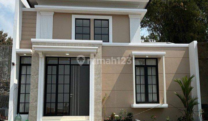 Villa Premium Cantik Baru Dekat Tujuan Wisata di Batu Malang 1