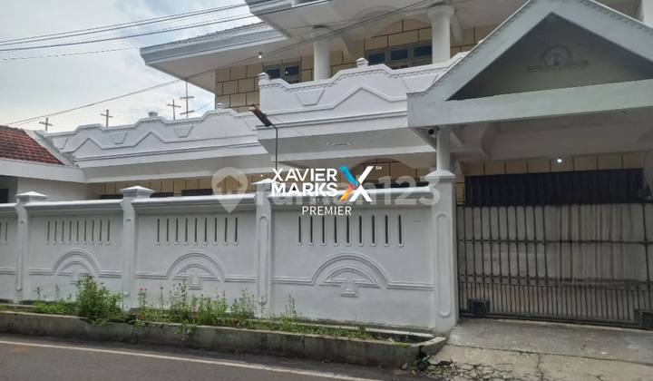 Rumah Poros di Jalan Utama Pbi Araya Blimbing Malang