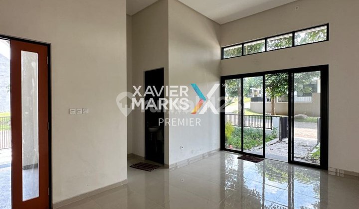  Rumah Spacious Asri ada Taman di Austinville Dieng Malang 2