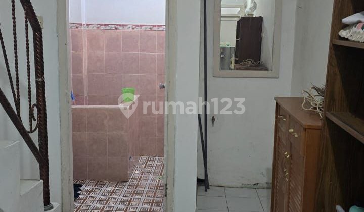 24/7 Secure Residential Area in Borobudur Blimbing Malang 2