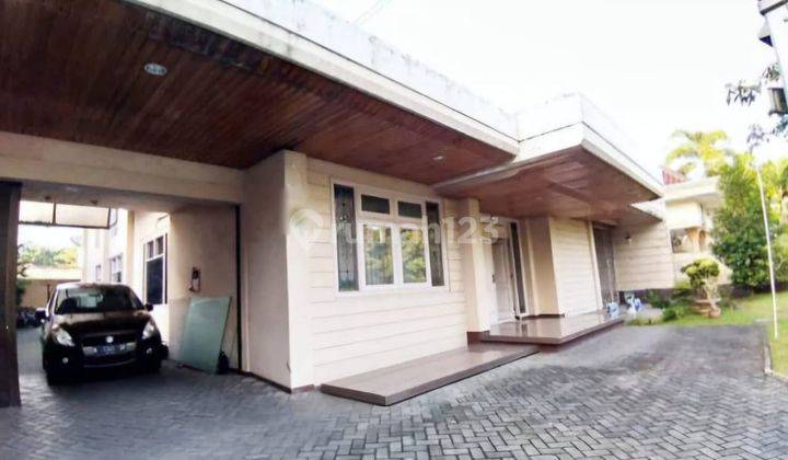 Rumah Mewah di Pusat Kota Jalan Gunung Gunung Klojen Malang 2