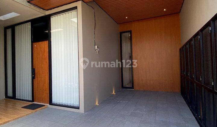 Rumah Modern Furnished di Bandungrejosari, Sukun, Malang 2