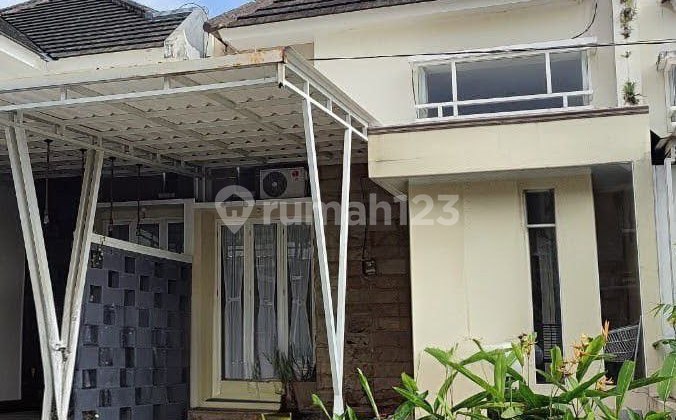 Dijual Rumah Villa Semi Furnish Plus Mezzanine di Junrejo Batu