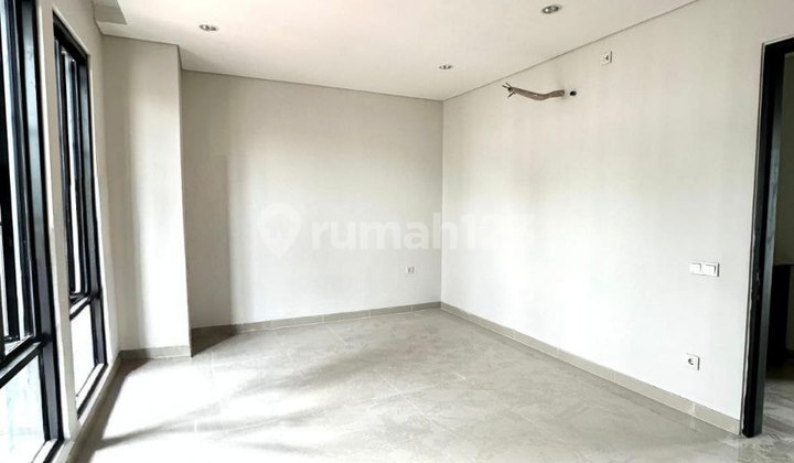 Best Deal Turun Harga Rumah Modern Baru di Citraland Surabaya 2