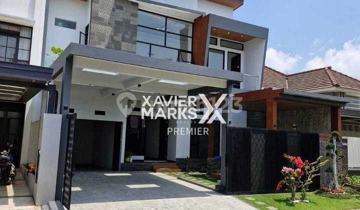Rumah Luxury di Area Eksklusif Telaga Golf Araya Malang