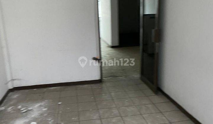 Ruko 2 lantai di jl.Gatsu Bandung 3