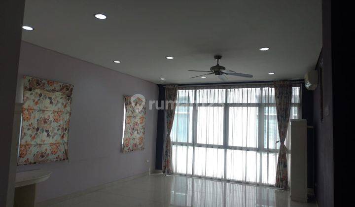 Disewakan ruko 3lt di Jl. Abdul Rivai 4