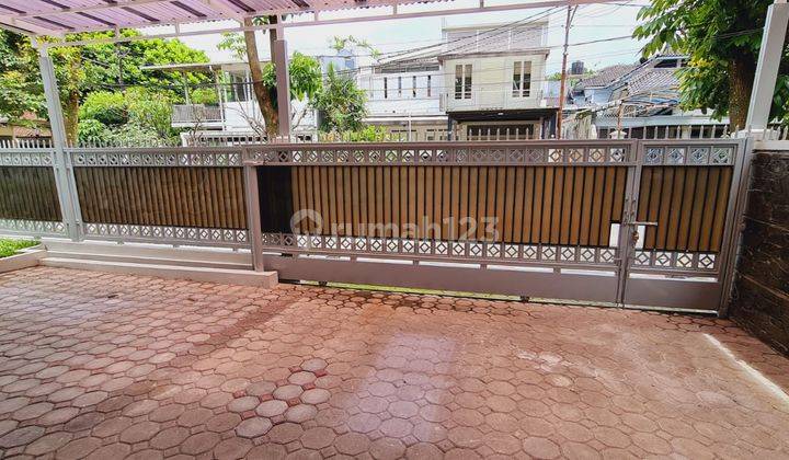 Rumah 2 Lantai sayap jl. supratman 1