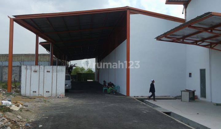 Disewakan pabrik - gudang di Kawasan industri batujajar KBB 10