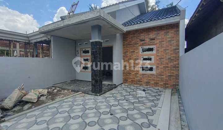 Rumah Super Murah Sedang Proses Finishing di Selomartani 2