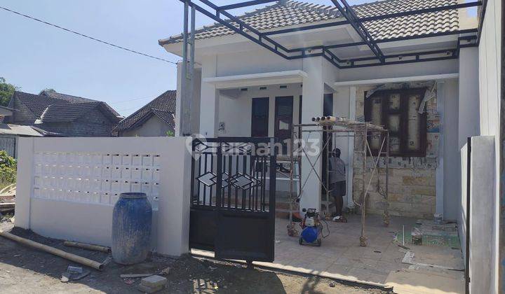 Rumah Sedang Proses Finishing Di Purwomartani  2