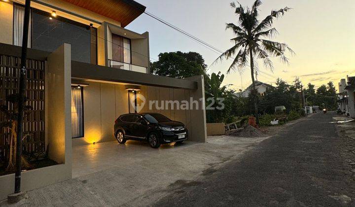 Rumah Mewah Full Furniture Di Maguwo
