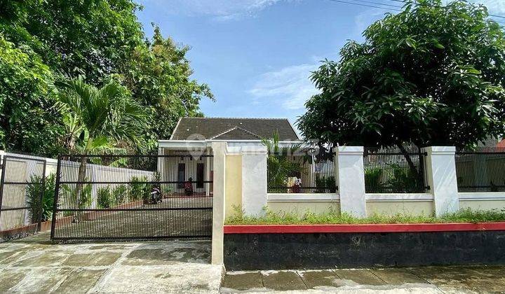 RUMAH SUPER MURAH HALAMAN LUAS  DI GIWANGA N 1