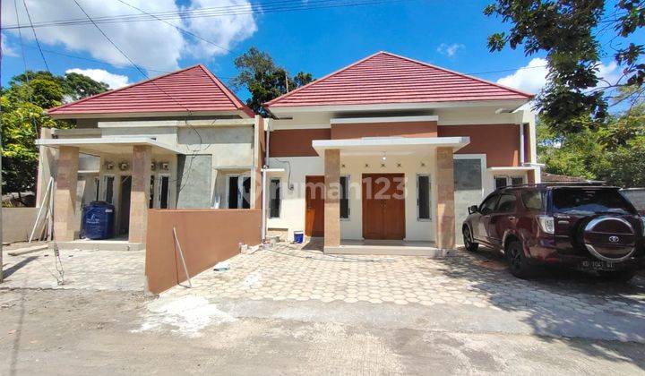 RUMAH CANTIK SIAP HUNI DI NGEMPLAK  DAERAH WIDODOMARTANI  2