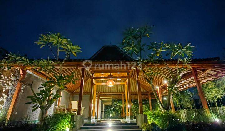 RUMAH JOGLO CSSIC MODERN DI PALAGAN KM 7 1