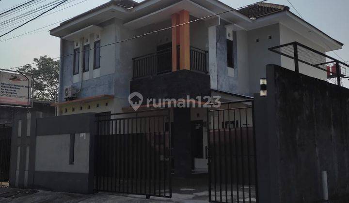 KOSAN EKSKLUSIF BESERTA RUMAH INDUK DEKAT KAMPUS UII JALAN KALIURANG.  1