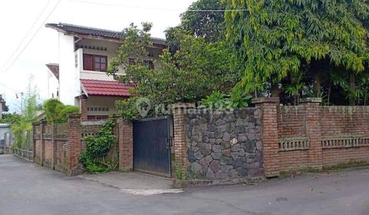 KOSAN BERIKUT RUMAH INDUK  DEKAT KAMPUS'UII JALAN KALIURANG  2