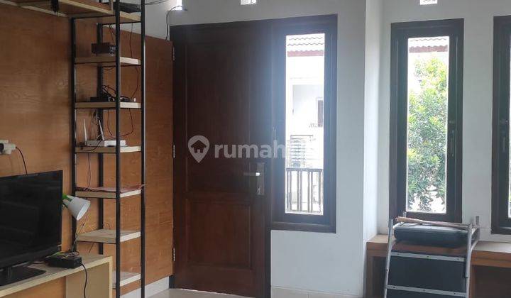 RUMAH CANTIK SIAP HUNI  DEKAT KAMPUS  UGM  DI JALAN KALIURANG KM 5 4