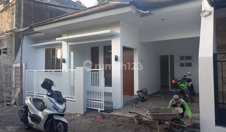 RUMAH BARU CANTIK SIAP HUNI DI MAGUWO  1