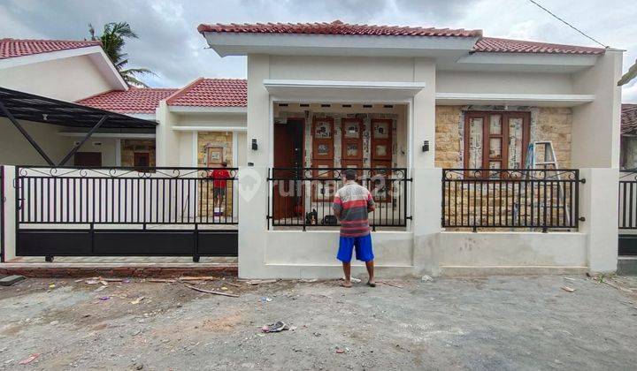 RUMAH CANTIK SIAP HUNI DI PURWOMARTANI  2