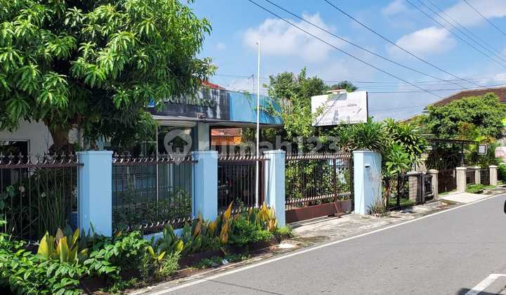 RUMAH DEKAT STASIUN LEMPUYANGAN DI BACIRO  1