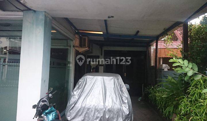 RUMAH DEKAT STASIUN LEMPUYANGAN DI BACIRO  3