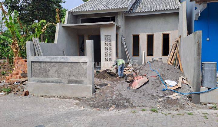 RUMAH SEDANG PROSES FINISHING DI MAGUWO  1