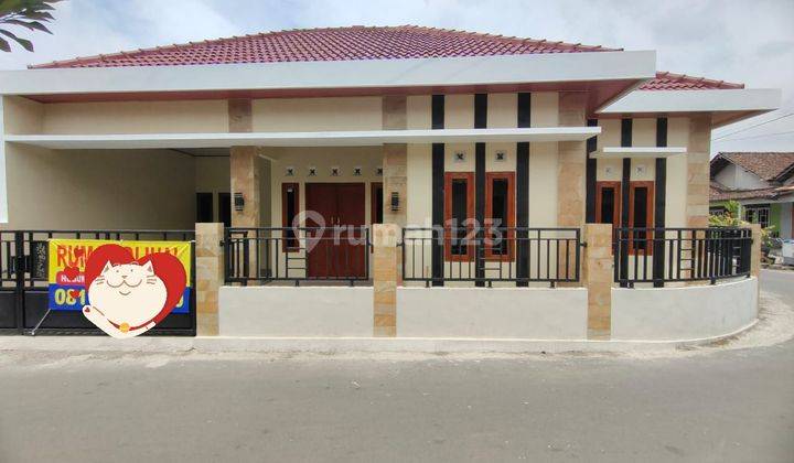 RUMAH BARU CANTIK SIAP HUNI DI PURWOMARTANI  1