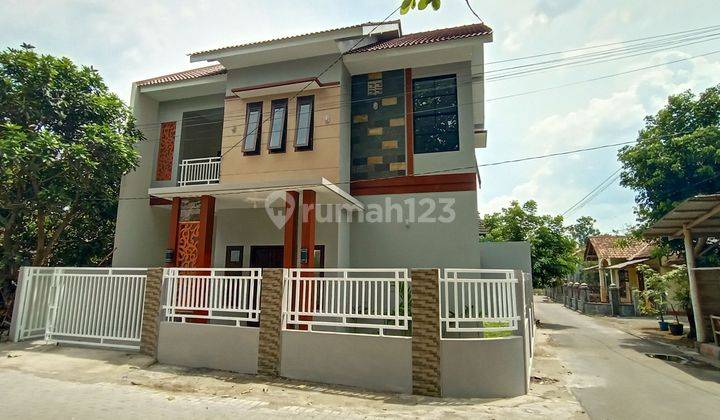 RUMAH BARU CANTIK SIAP HUNI DI MAGUWO  1