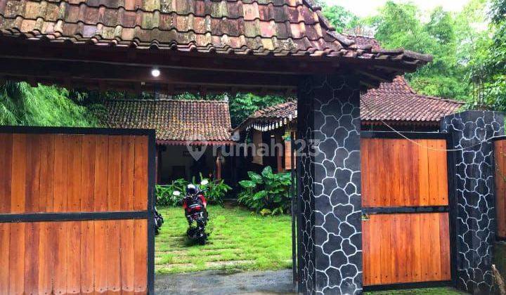 VILLA JOGLO FULL FURNISHED DAN PRIVATE POOL  DI POTORONO  2