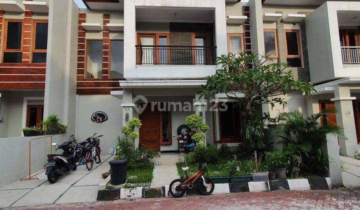 Rumah Mewah Kawasan Perumahan Elite 1