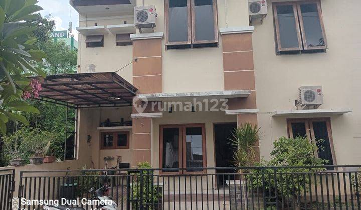 RUMAH DALAM  PERUMAHAN DI TIMOHO 2 Lantai 1