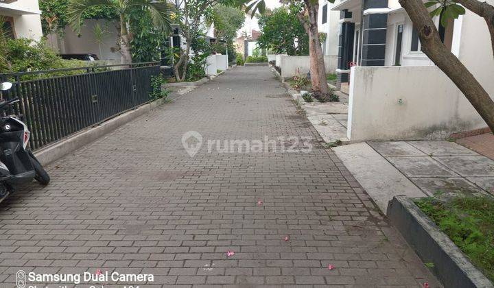 RUMAH DALAM  PERUMAHAN DI TIMOHO 2 Lantai 2