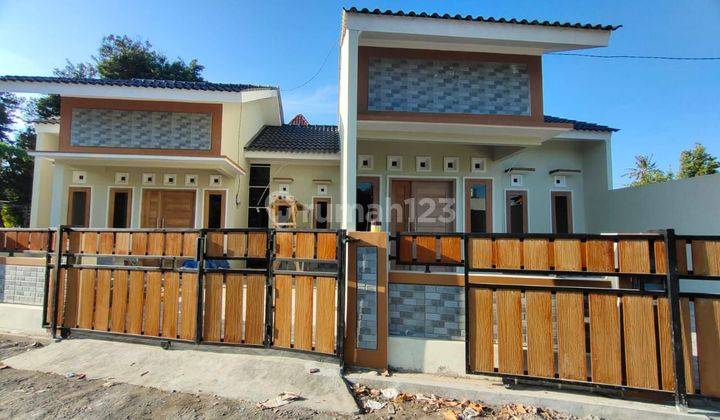 RUMAH BARU  SUPER MURAH'  DEKAT SEKOLAH  BUDIMULIA DO TAJEM 1