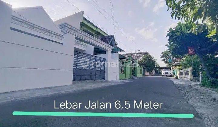 RUMAH KONSEP MODERN CLASSIC DAERAH KOTA HOS COKROAMINOTO  1