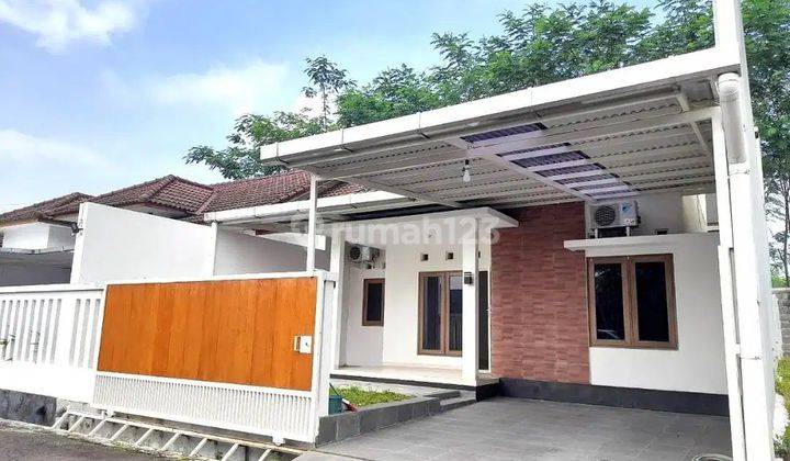 RUMAH CANTIK DAN MURAH DEKAT STADION MAGUWO  1