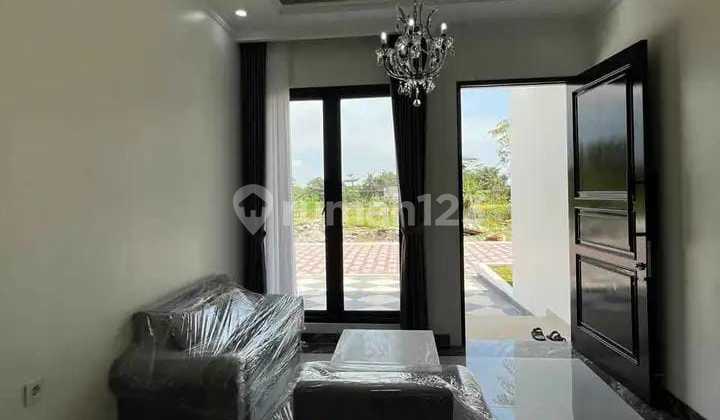 Luxury Fully Furnished House in Pendowoharjo 2