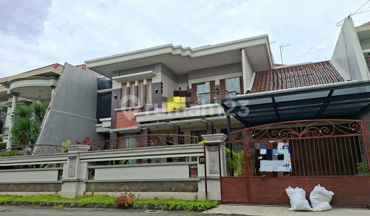 Rumah Mewah dan Megah Dalam Perumahan Dekat Kampus Ugm di Monjali