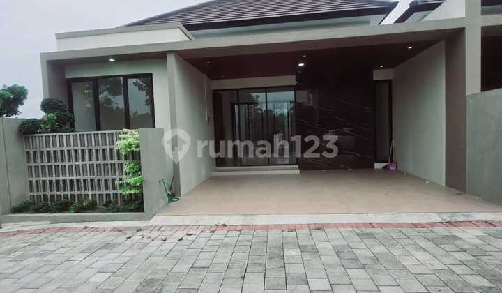 Rumah Cantik Proses Bangun di Maguwo