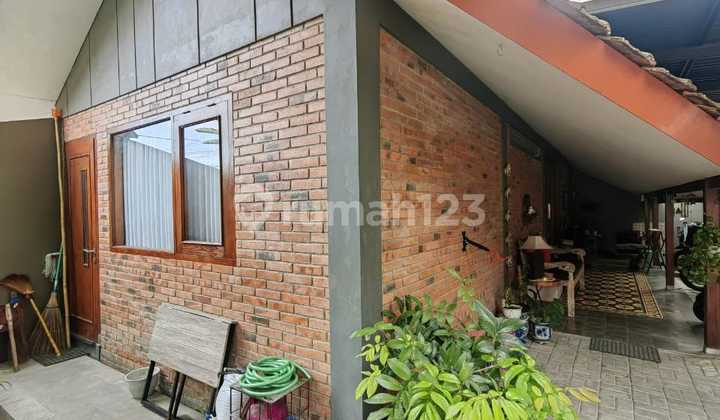 Rumah & Kos Classic Modern Dekat Kampus Uii di Jalan Kaliurang Km 13 2