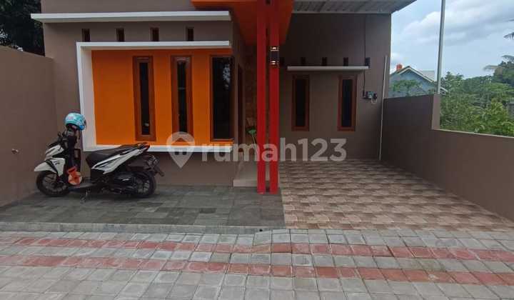 Rumah Baru Siap Huni Di Cebongan 1