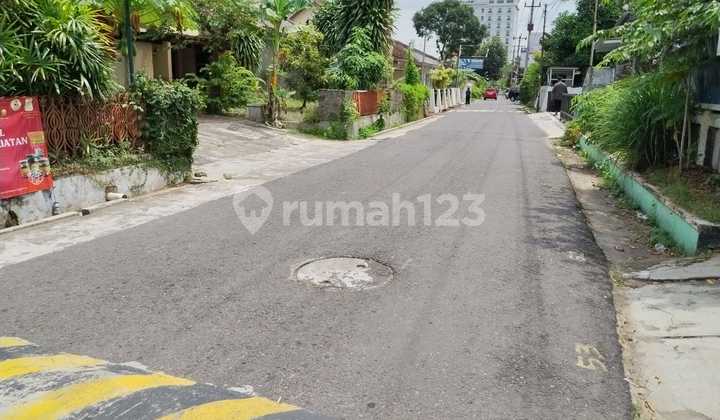 Jual Tanah Bonus Bangunan di Jalan Kaliurang Km 5