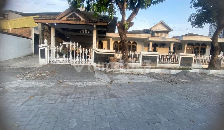 Bonus Land with Building Near UGM Campus in Pogung, Kaliurang Street KM 5